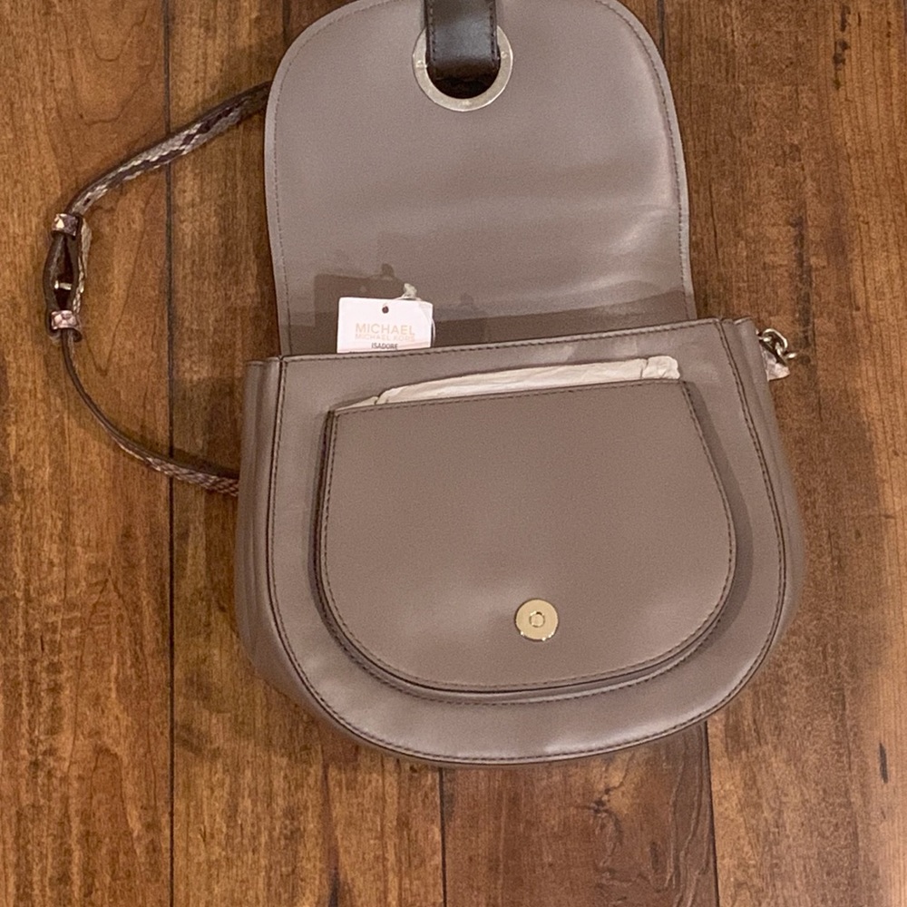 Authentic MK bag - Picture 3 of 4